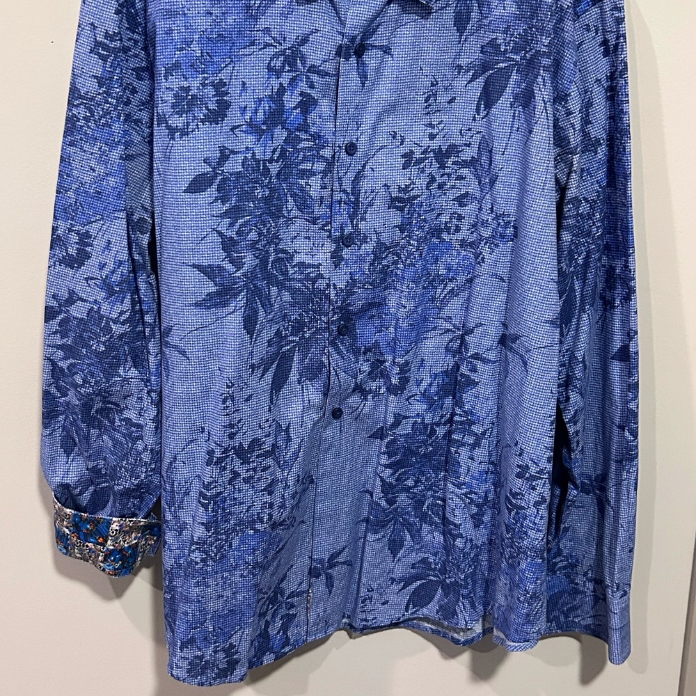 Robert Graham - Picture 5 of 5